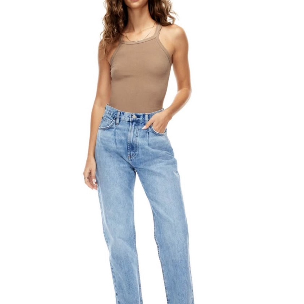 NWOT Aritzia Denim Forum Anita Pleated Loose Jeans